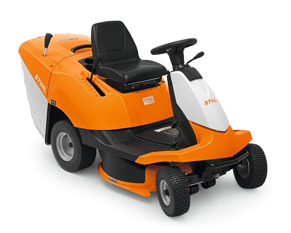 STIHL RT 4082 Rasentraktor mit Fangkorb – Produktansicht 1