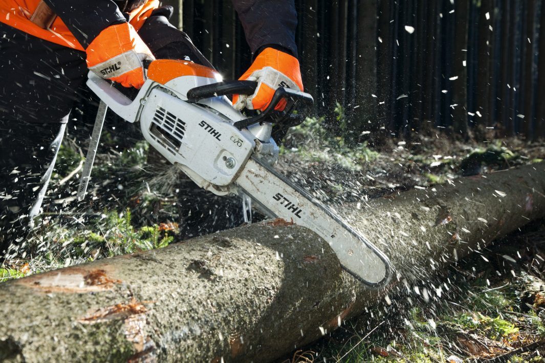 STIHL MS 201 C-M Benzin-Motorsäge | 3/8″ PS Schneidgarnitur 35 cm – Produktansicht 4