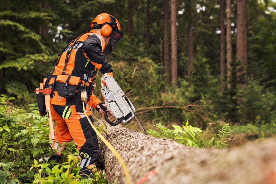 STIHL MS 400 C-M VW Benzin-Motorsäge | 3/8″ RS Schneidgarnitur 40 cm – Produktansicht 6